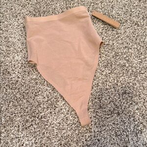 SKIMS seamless sculpt High-Waisted Shapewear